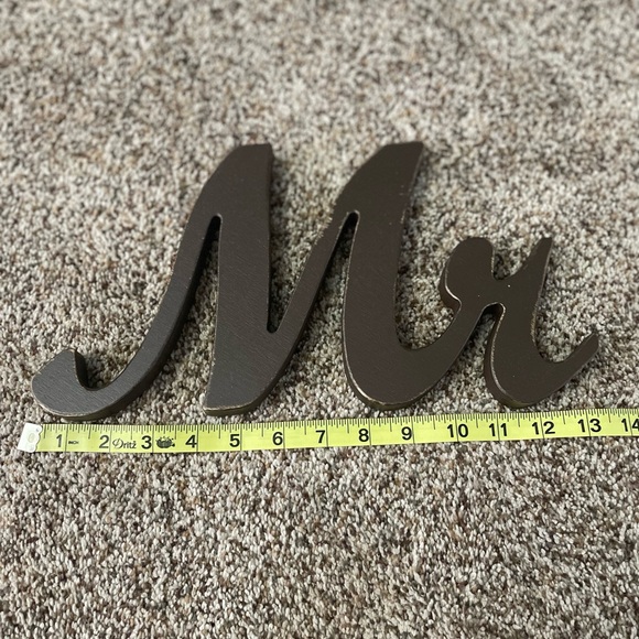 Mr & Mrs rustic wedding signs! - Picture 8 of 8